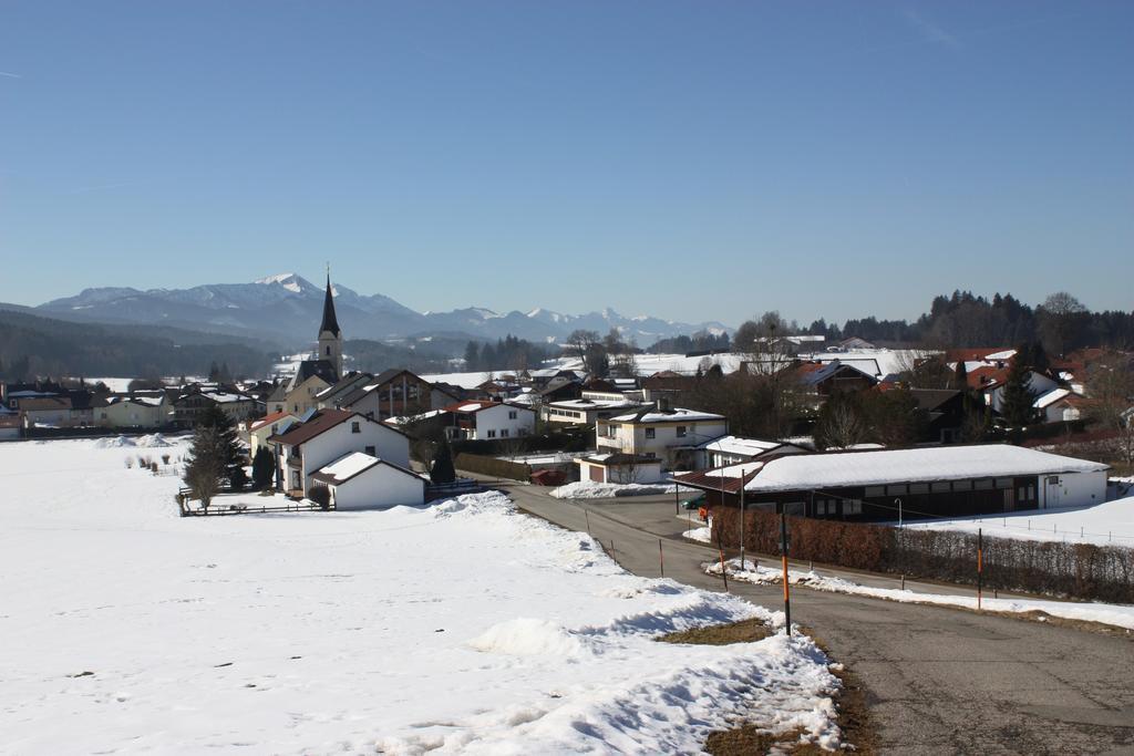 Ferienwohnungen Neukirchen Neukirchen am Teisenberg Exterior foto